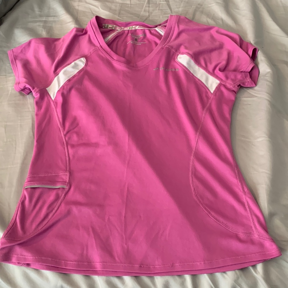 Brooks running top